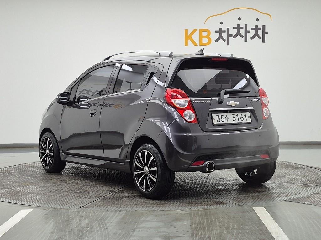 Chevrolet Spark - Vista 3