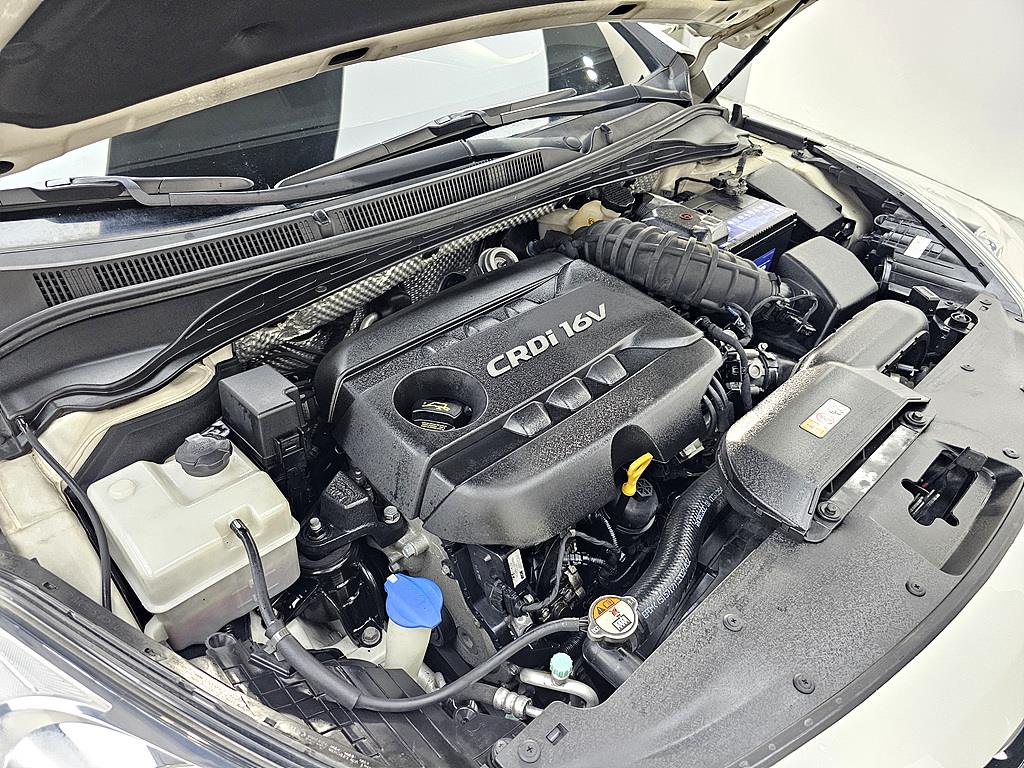 HYUNDAI i40 - Vista 6