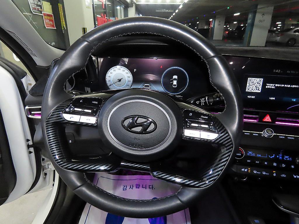 HYUNDAI Avante - Vista 8