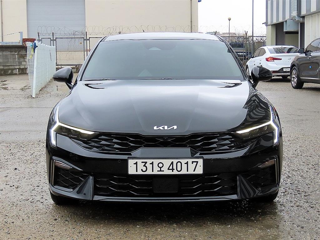 KIA K5 2025 Negro - Importación desde Corea - HF Imports Iquique - Foto 1