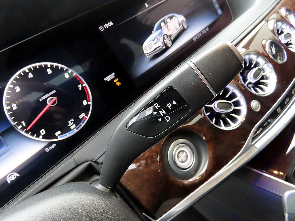 Mercedes Benz S Class - Vista 11