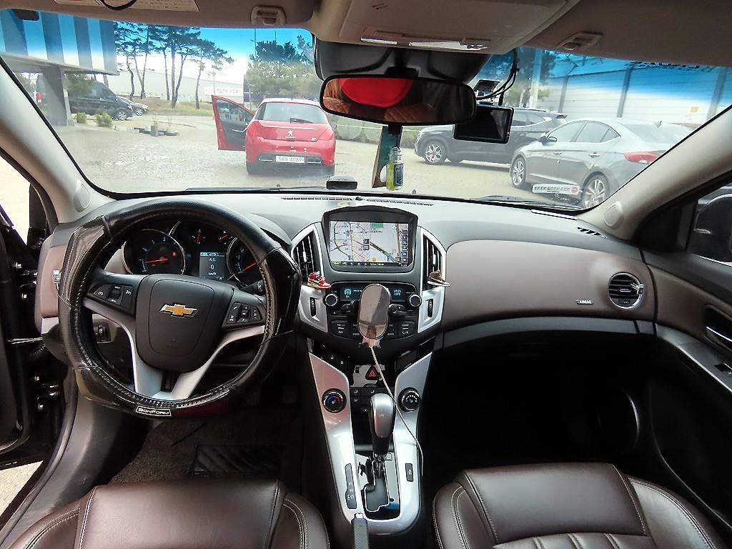 Chevrolet Cruise - Vista 7