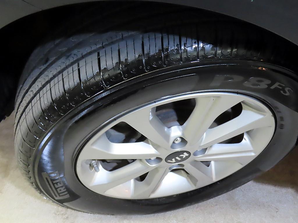KIA Stonic 2019 Blanco - Importación desde Corea - HF Imports Iquique - Foto 19