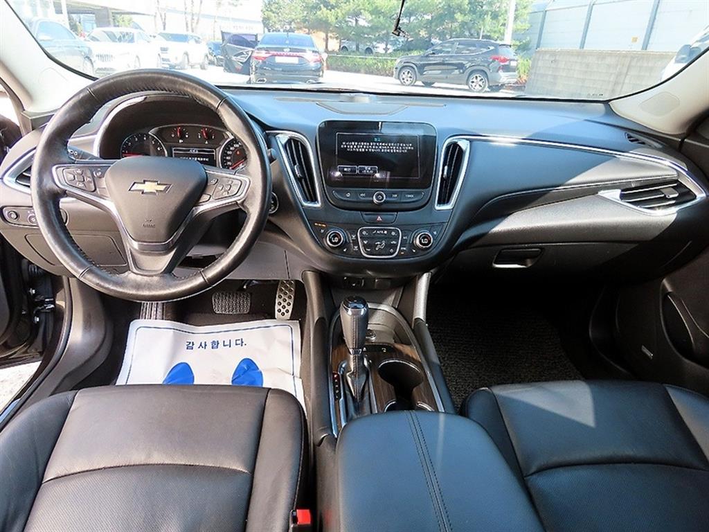 Chevrolet Malibu - Vista 7