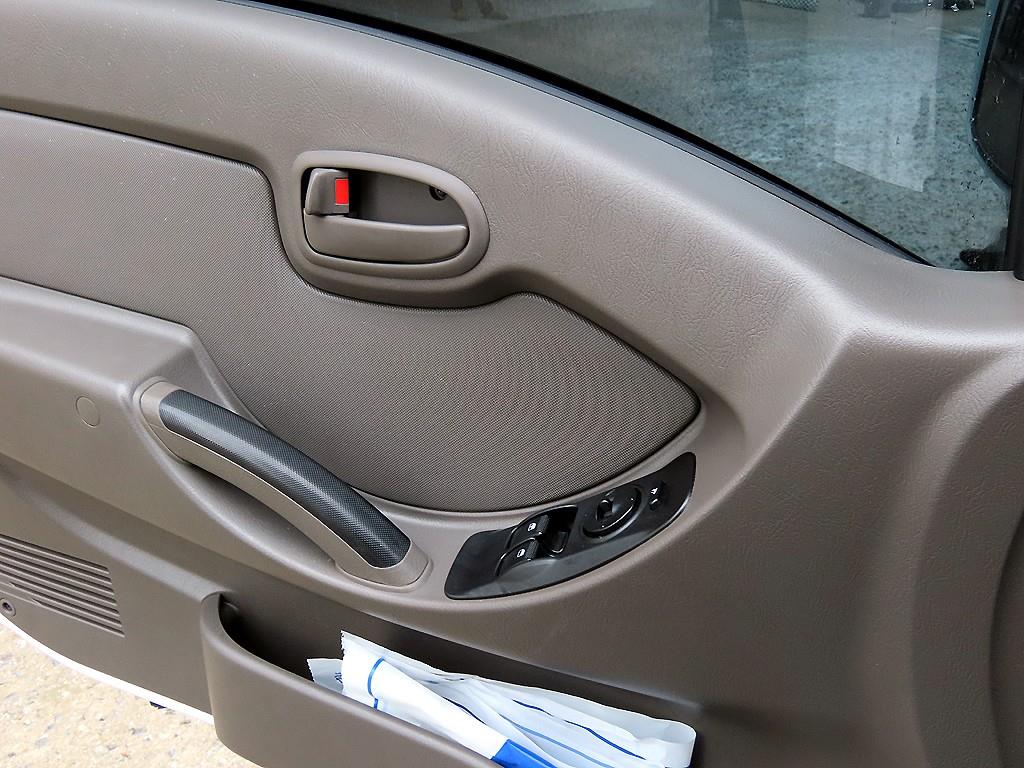 [소형화물][하이내장탑]포터2 (EV) 1.0톤/슈퍼캡/초장축 - миниатюра 12