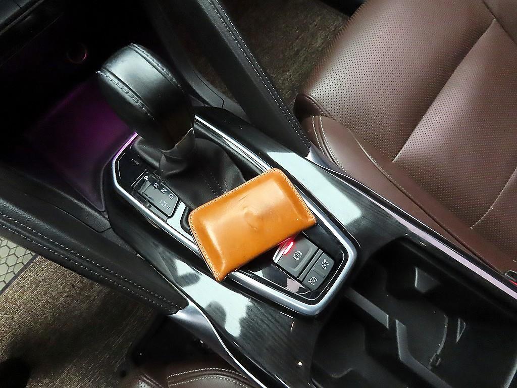 SAMSUNG QM6 - Vista 10