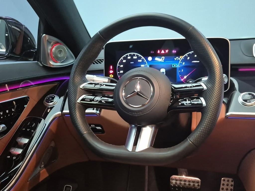 Mercedes Benz S Class - Vista 9