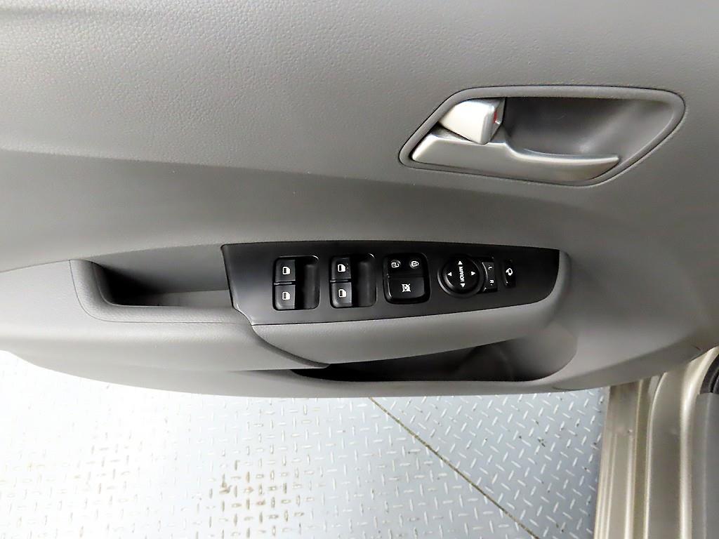 KIA Morning - Vista 11