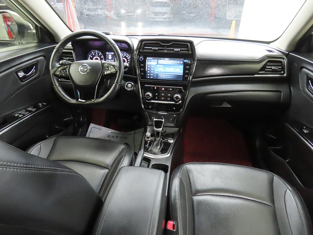 Ssangyong Tivoli - Vista 5