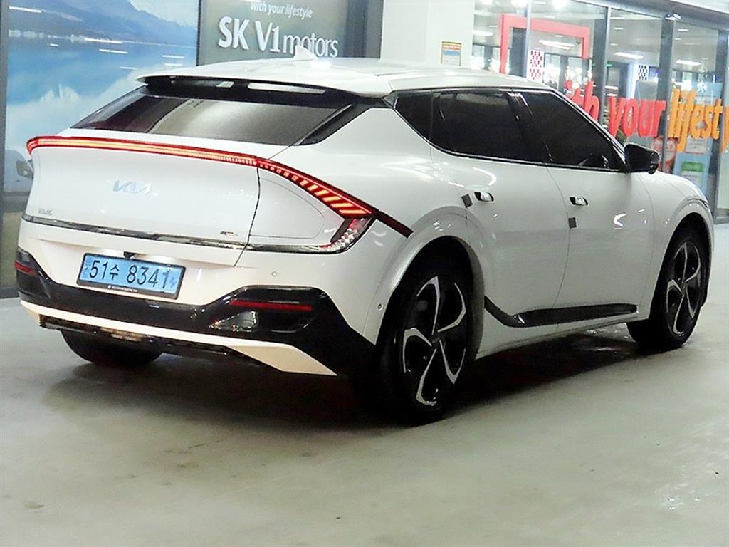 KIA EV6 - Vista 4