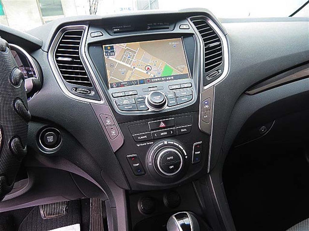 HYUNDAI Santa Fe 2015 Blanco - Importación desde Corea - HF Imports Iquique - Foto 8