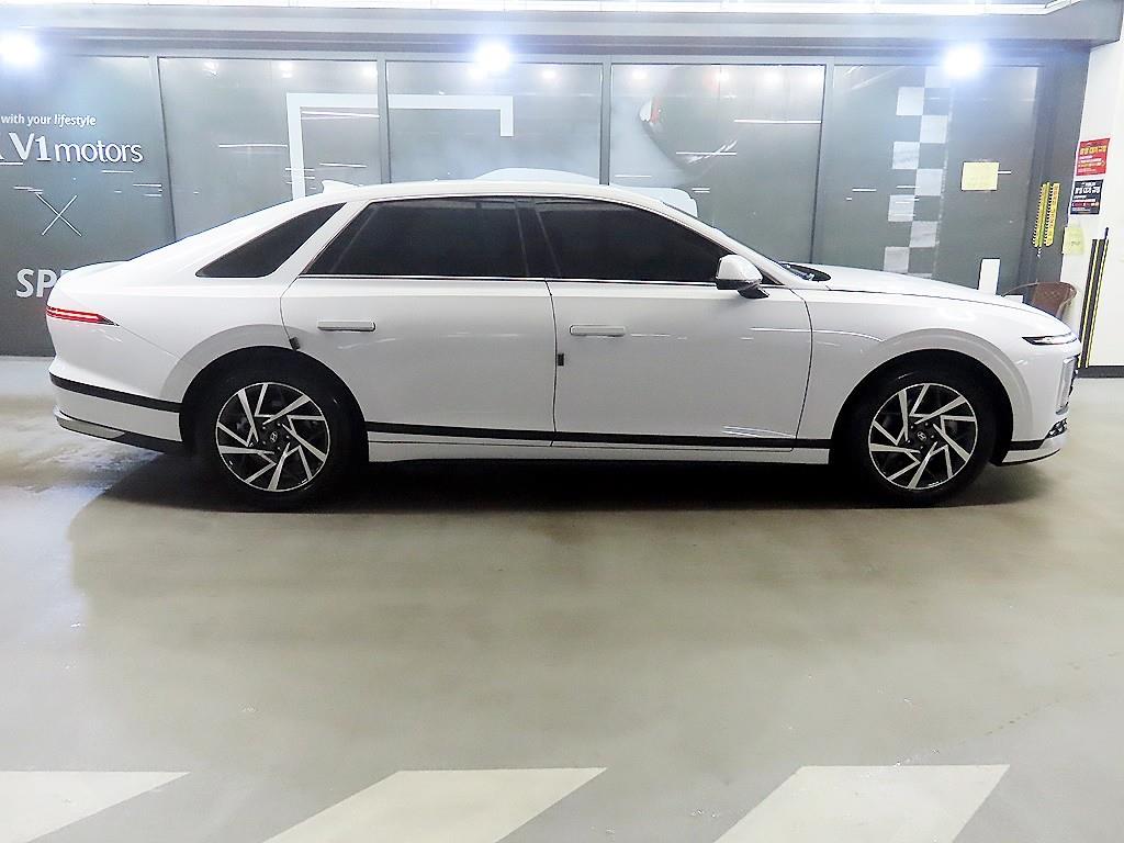 HYUNDAI Grandeur - Vista 3