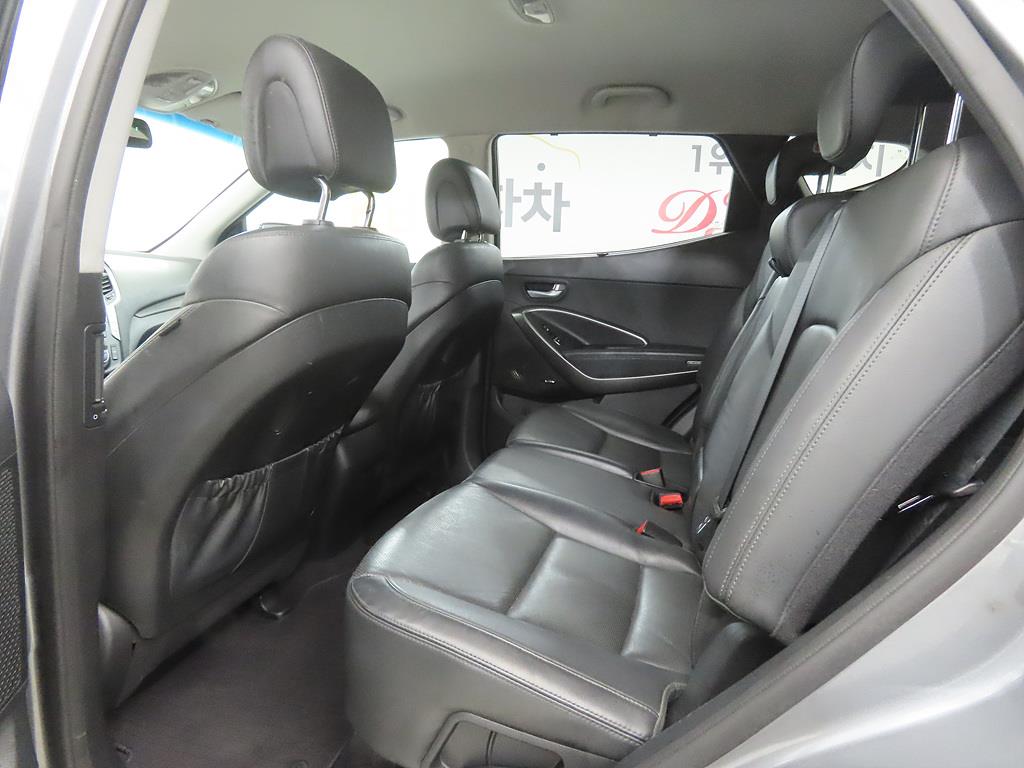 HYUNDAI Santa Fe - Vista 6