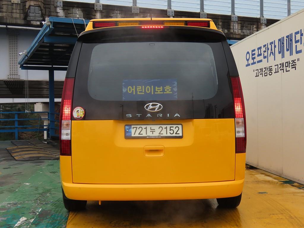 HYUNDAI Staria - Vista 4