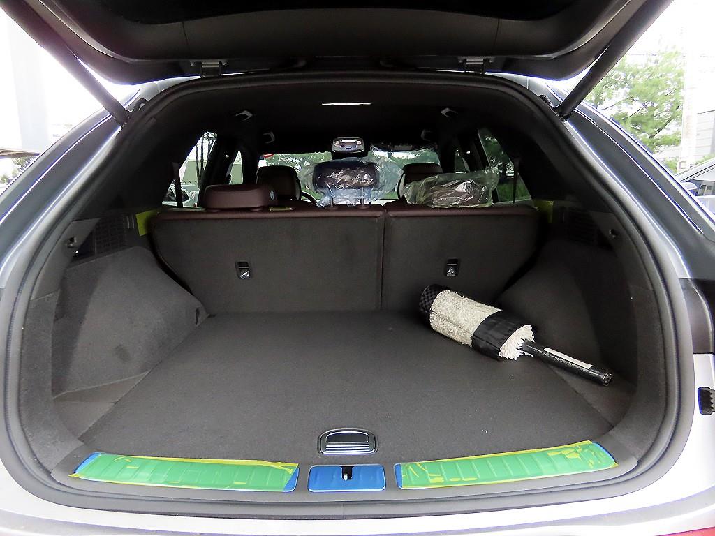 Genesis GV70 2026 Gris - Importación desde Corea - HF Imports Iquique - Foto 16