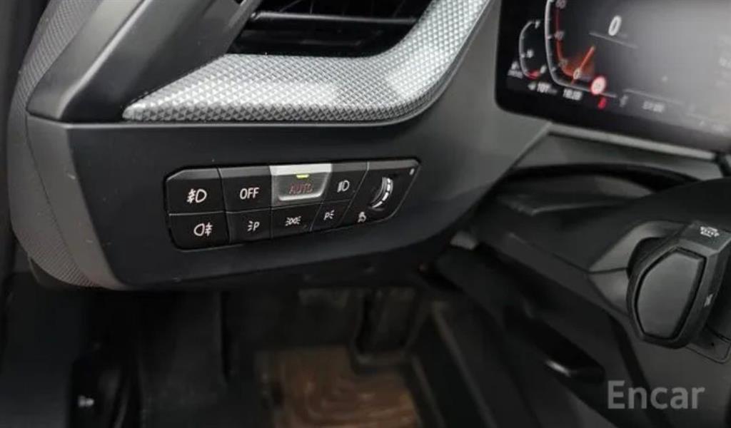 BMW 1 series 2021 - Importación desde Corea - HF Imports Iquique - Foto 18