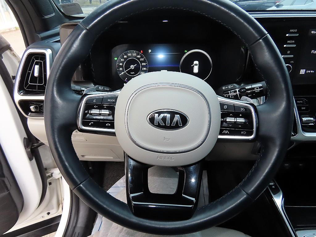 KIA Sorento - Vista 8