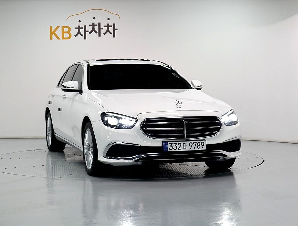 Mercedes Benz E class - Vista 2