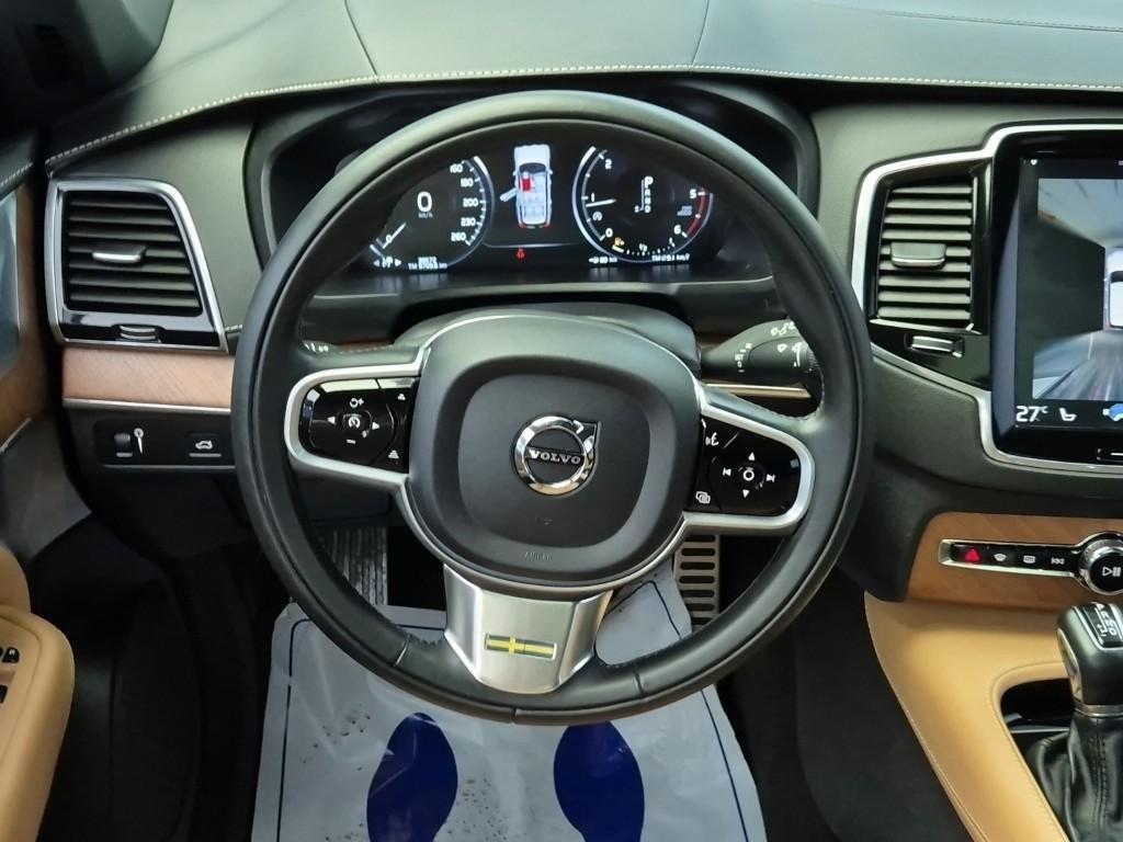 Volvo XC90 - Vista 9