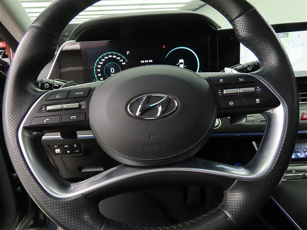 HYUNDAI Grandeur - Vista 8