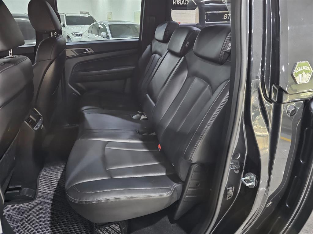 Ssangyong Rexton - Vista 10