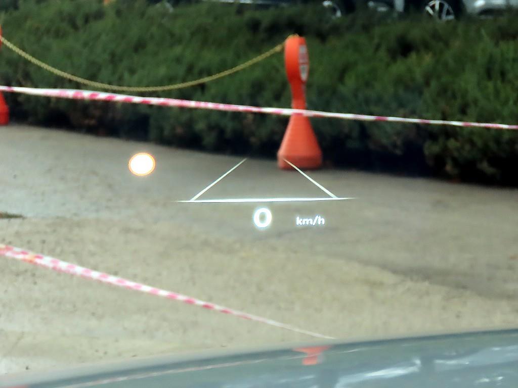 Genesis GV70 - Vista 10