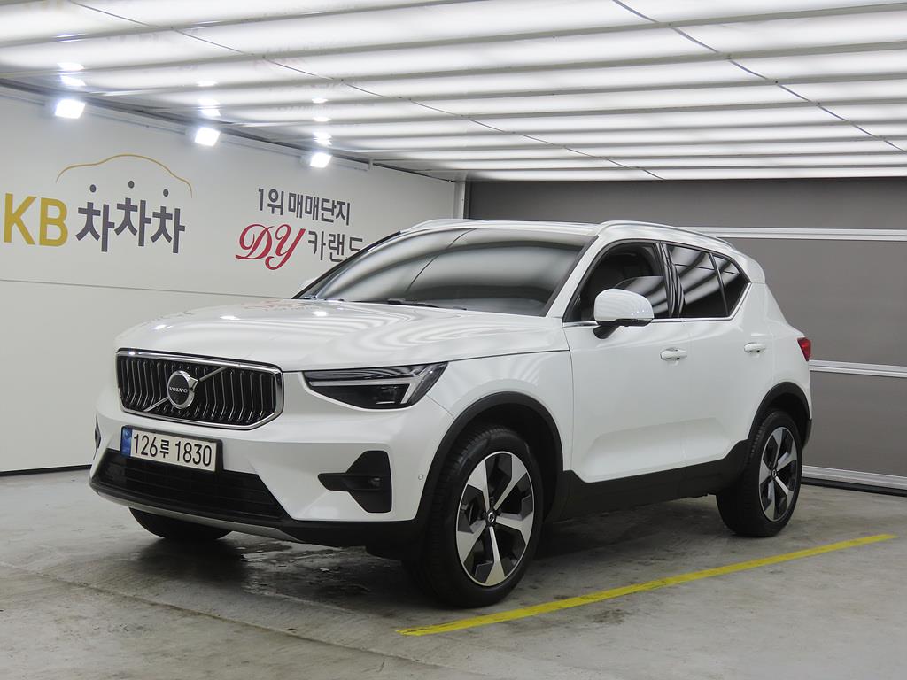 Volvo XC40 2024 Blanco - Importación desde Corea - HF Imports Iquique - Foto 1