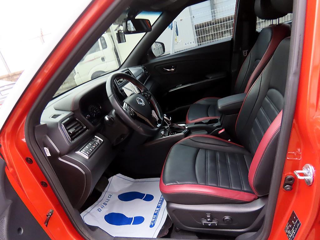 Ssangyong Tivoli - Vista 5