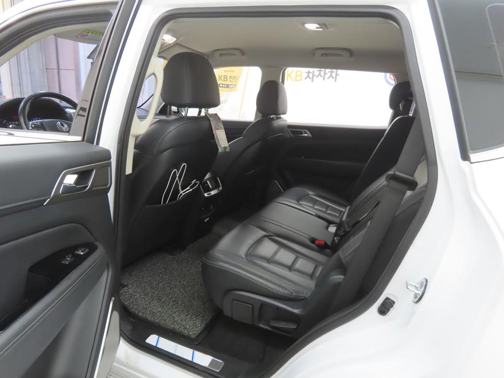 Ssangyong Rexton - Vista 6