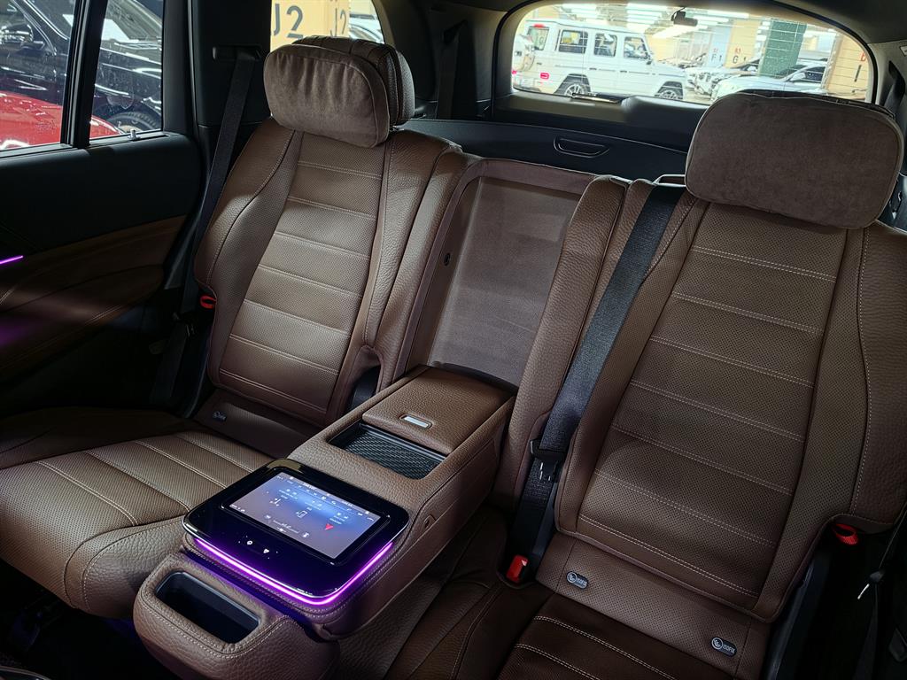 Mercedes Benz GLS Class - Vista 10