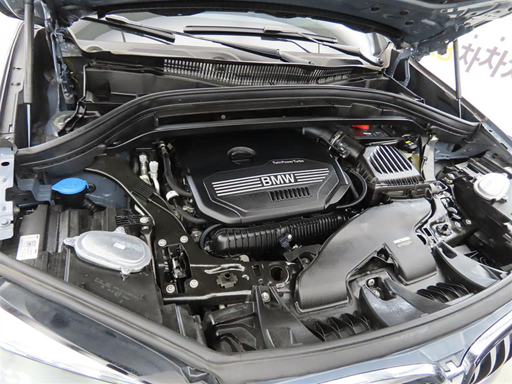 BMW X1 2022 Gris - Importación desde Corea - HF Imports Iquique - Foto 19