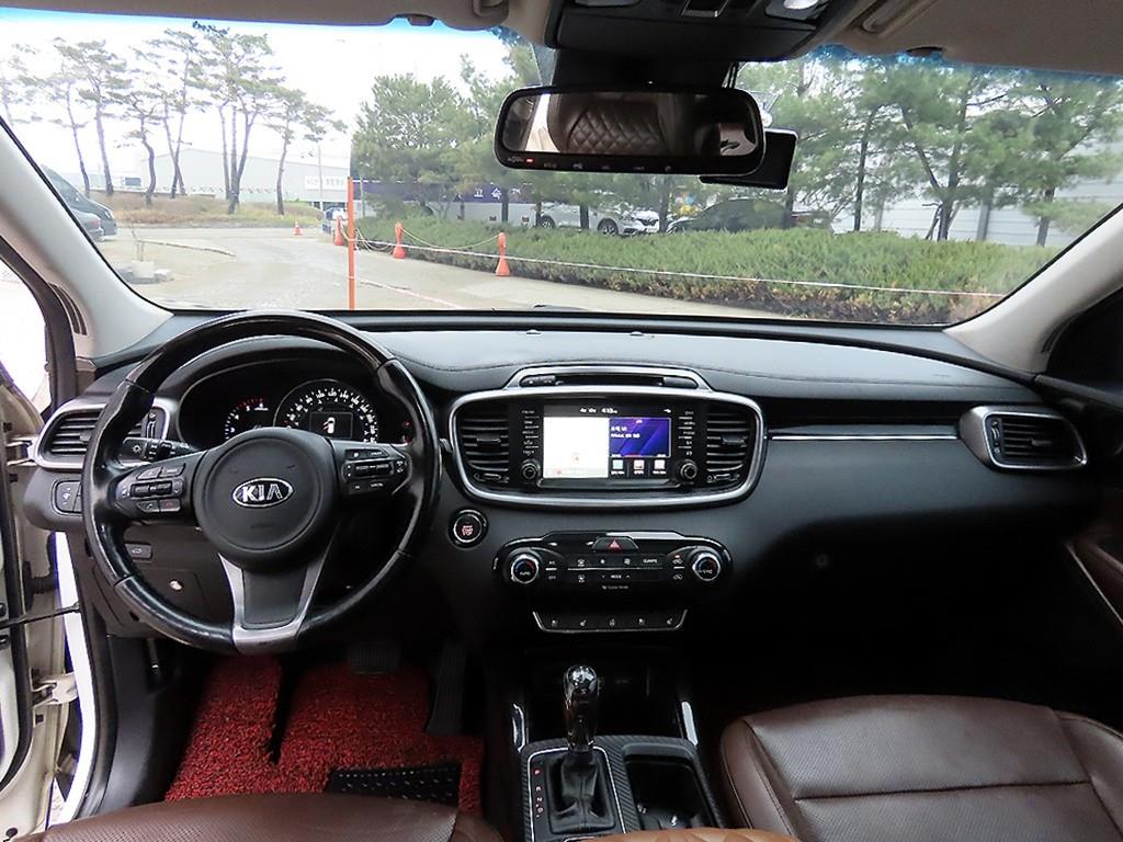 KIA Sorento - Vista 7