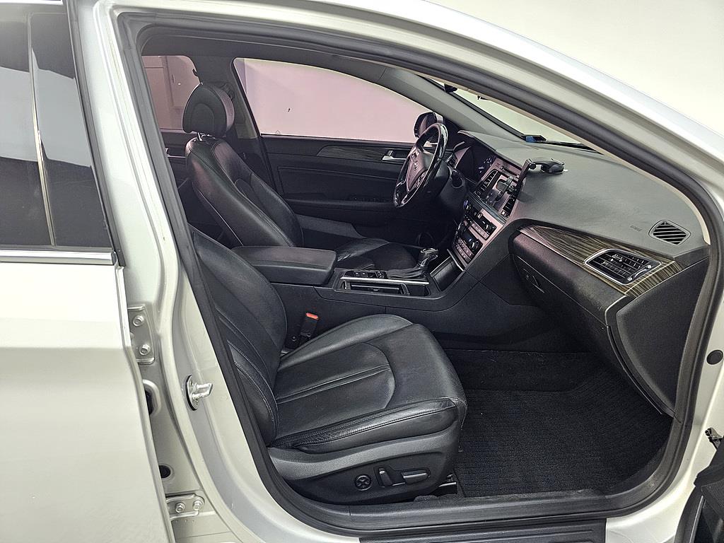 HYUNDAI Sonata - Vista 11