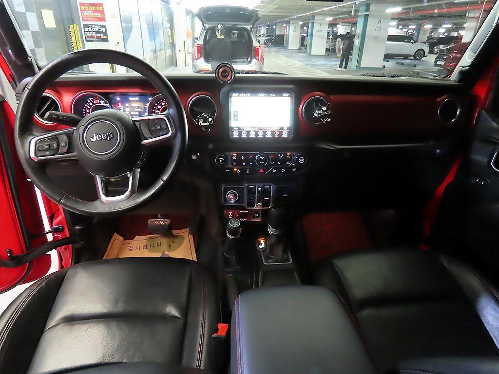 Jeep Wrangler - Vista 10