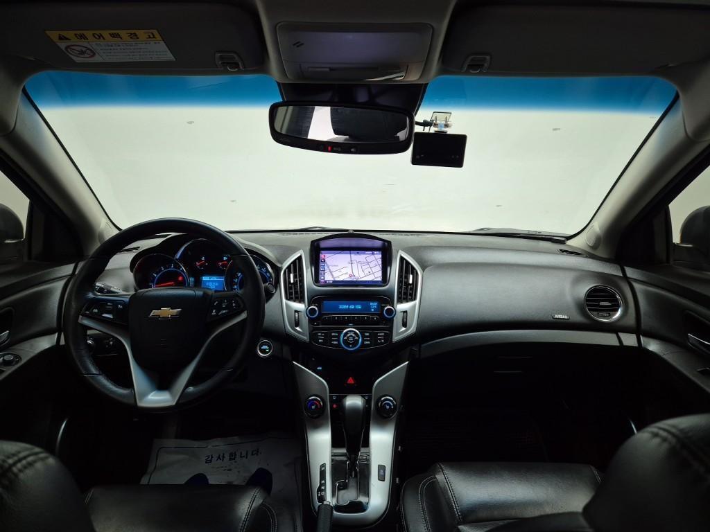 Chevrolet Cruise - Vista 7