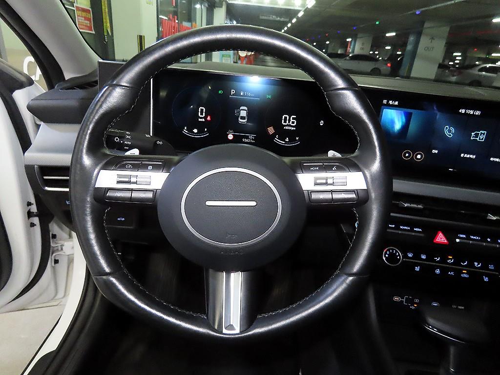 HYUNDAI Sonata - Vista 8