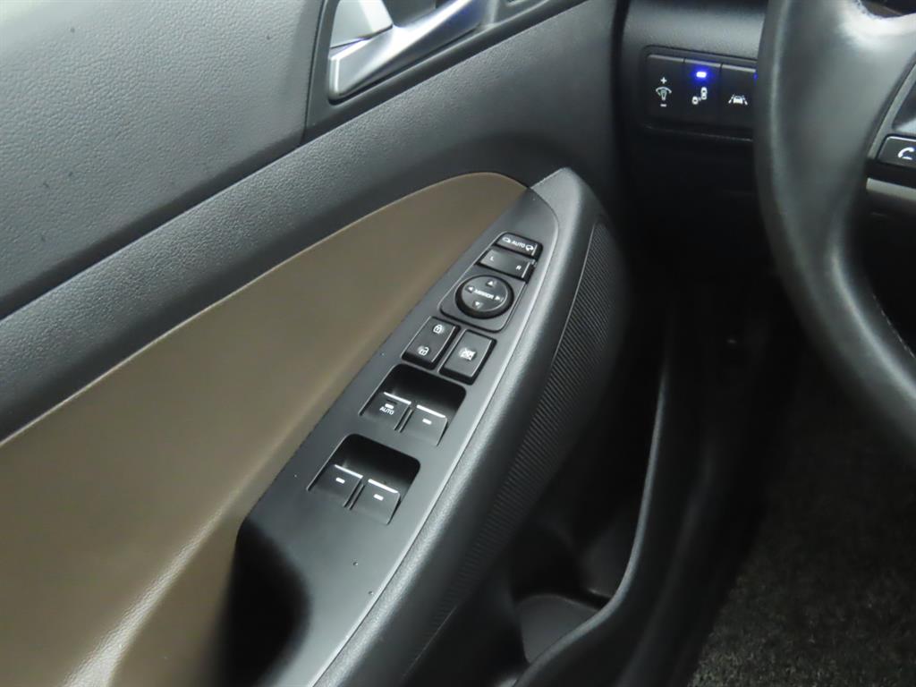 HYUNDAI Tucson 2019 Blanco - Importación desde Corea - HF Imports Iquique - Foto 13