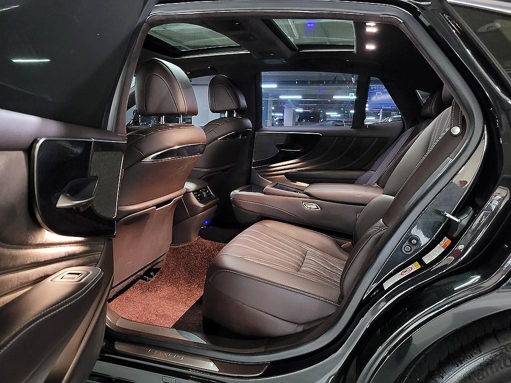 Lexus LS - Vista 8