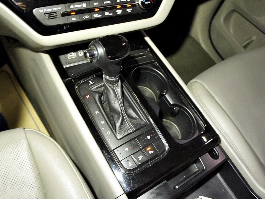 KIA Carnival 2016 Blanco - Importación desde Corea - HF Imports Iquique - Foto 11