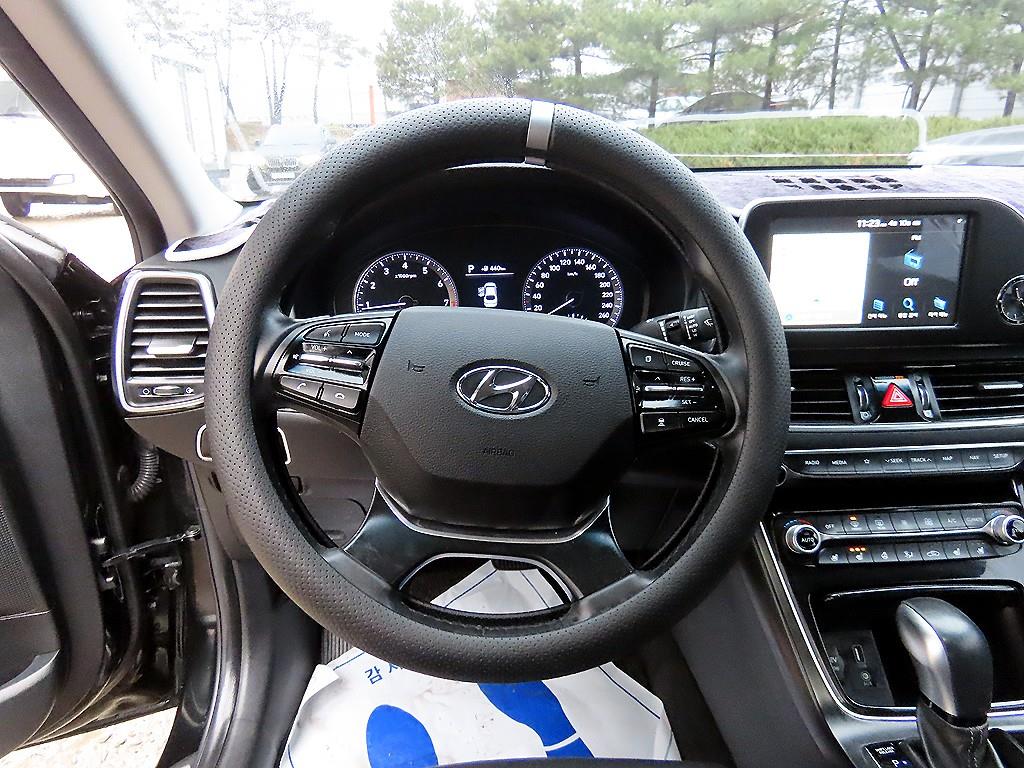 HYUNDAI Grandeur - Vista 8