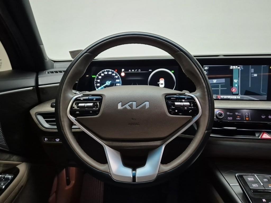 KIA K8 - Vista 9
