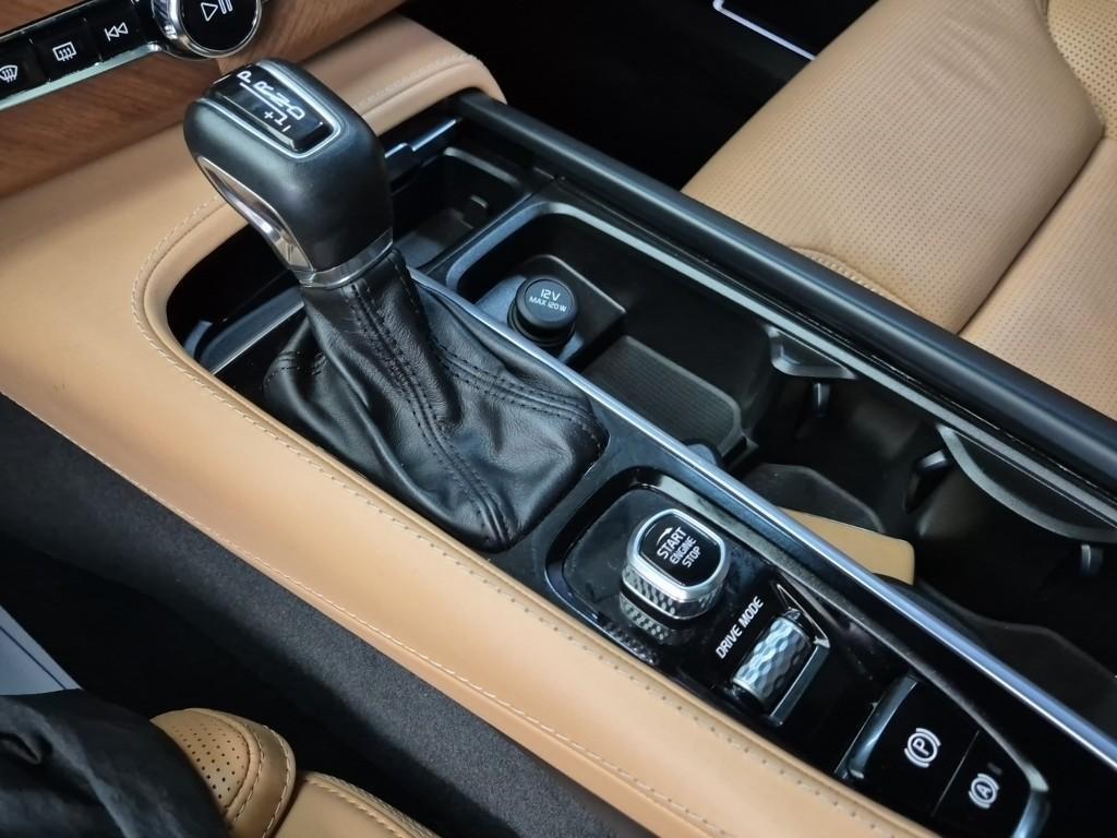 Volvo XC90 - Vista 8