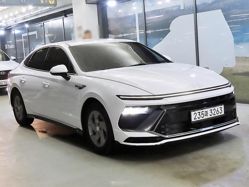 HYUNDAI Sonata 2024 Blanco - Importación desde Corea - HF Imports Iquique - Foto 1
