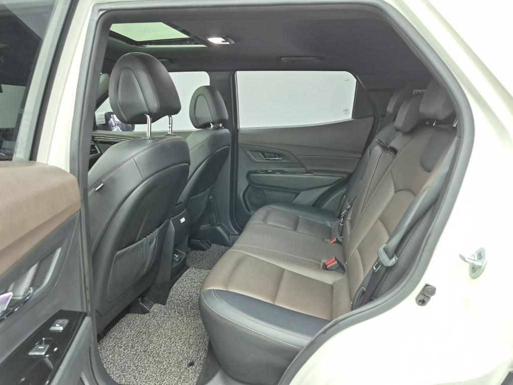 Ssangyong Korando - Vista 12