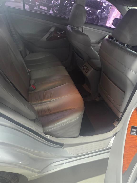 Toyota Camry - Vista 6