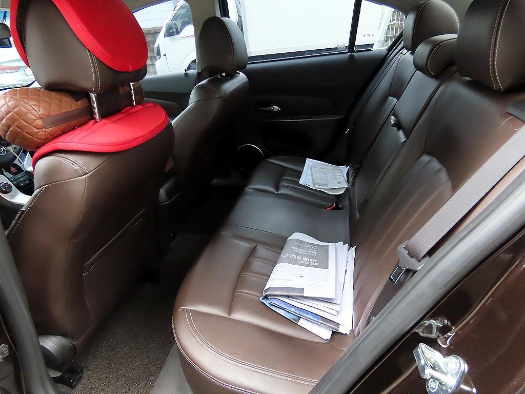 Chevrolet Cruise - Vista 6