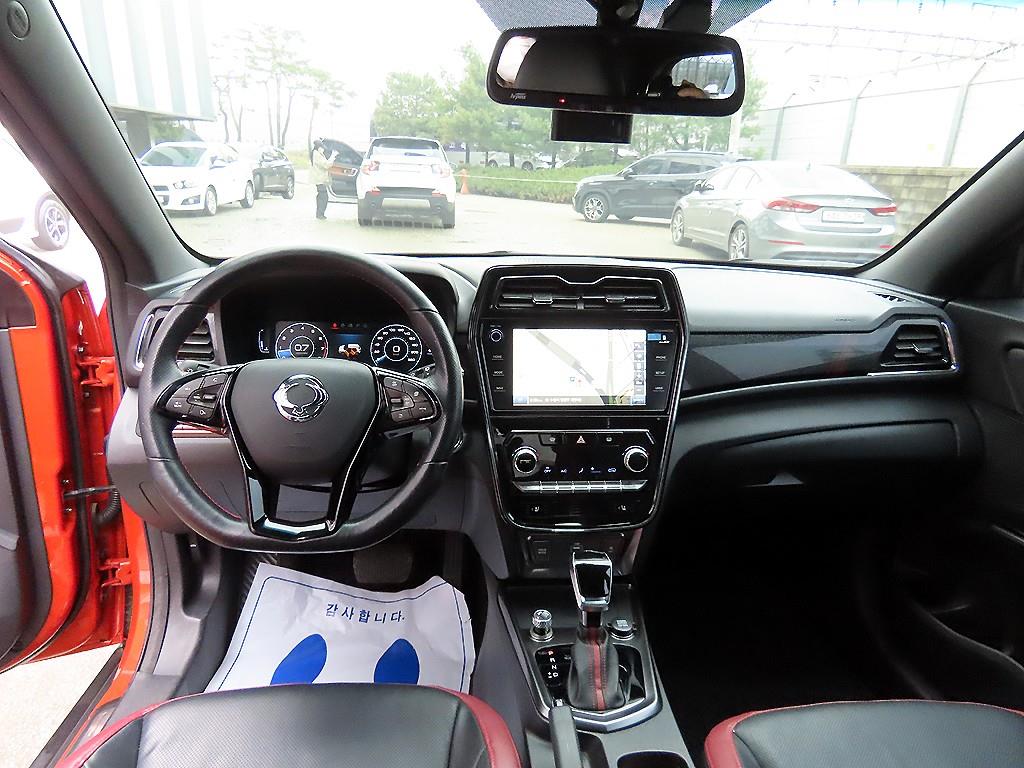 Ssangyong Tivoli - Vista 7