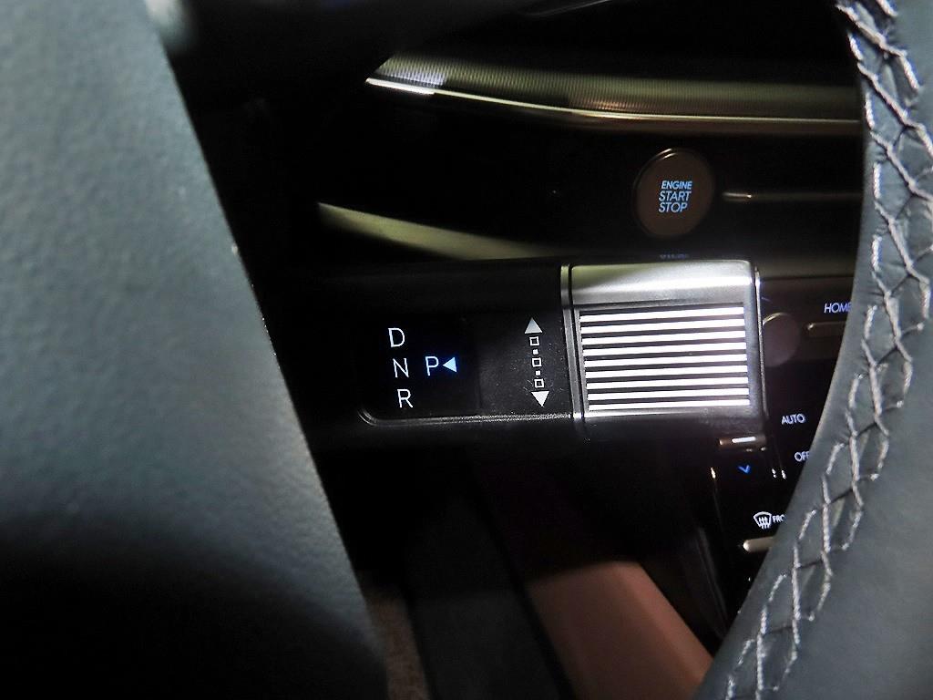 HYUNDAI Grandeur - Vista 12