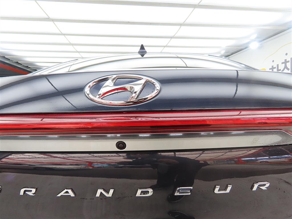 HYUNDAI Grandeur 2021 Azul - Importación desde Corea - HF Imports Iquique - Foto 18