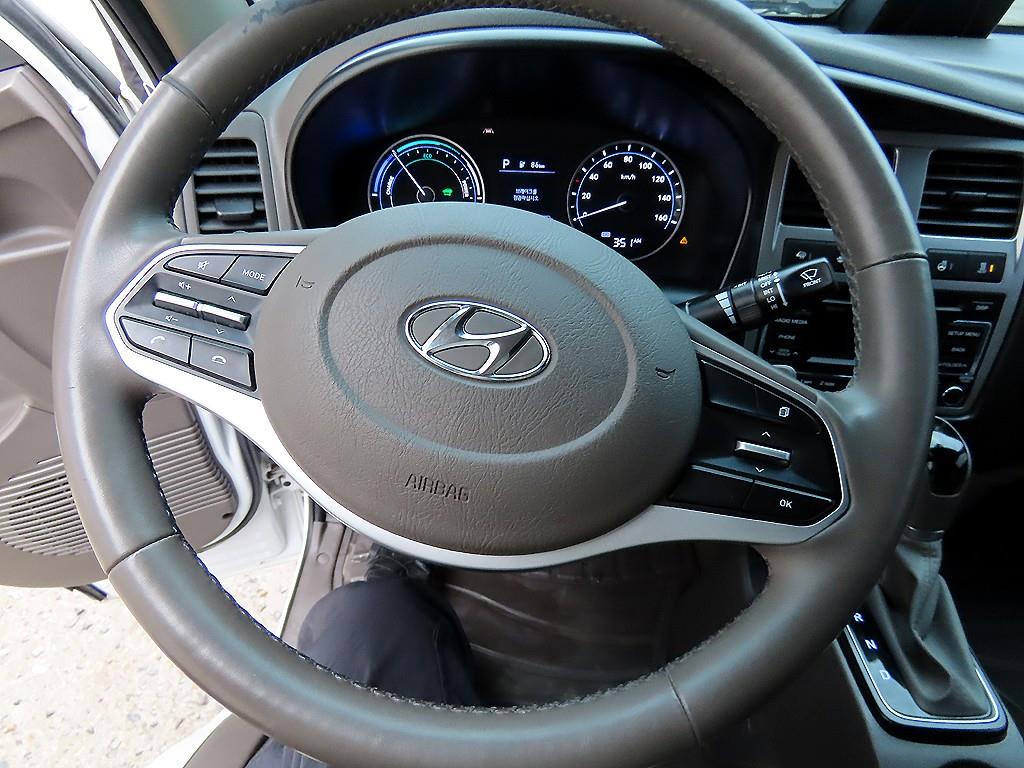 [소형화물][하이내장탑]포터2 (EV) 1.0톤/슈퍼캡/초장축 - миниатюра 9